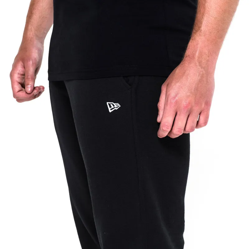 hosen-lange-hose-schwarz-track-pant-der-chicago-white-sox-mlb-von-new-era hosen-lange-hose-schwarz-track-pant-der-chicago-white-sox-mlb-von-new-era