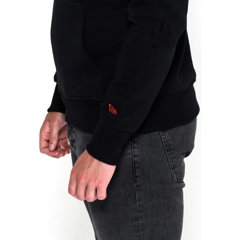 sweatshirt-mit-kapuze-schwarz-pullover-hoodie-der-tampa-bay-buccaneers-nfl-von-new-era