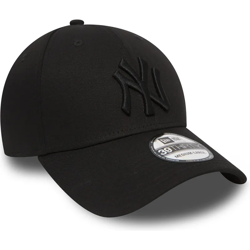 cappellino-curvo-nero-con-logo-nero-aderente-39thirty-classic-di-new-york-yankees-mlb-di-new-era