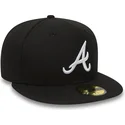 gorra-plana-negra-ajustada-59fifty-essential-de-atlanta-braves-mlb-de-new-era