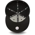 cappello-piatto-nero-aderente-59fifty-essential-di-atlanta-braves-mlb-di-new-era