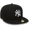 new-era-flat-brim-59fifty-essential-new-york-yankees-mlb-black-fitted-cap