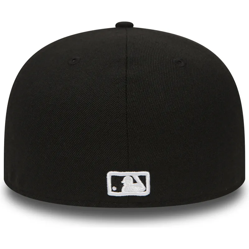 czarna-dopasowana-czapka-z-daszkiem-59fifty-essential-new-york-yankees-mlb-new-era