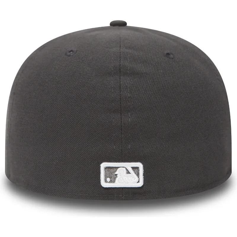 czapka-plaska-kamien-dopasowana-59fifty-essential-new-york-yankees-mlb-new-era