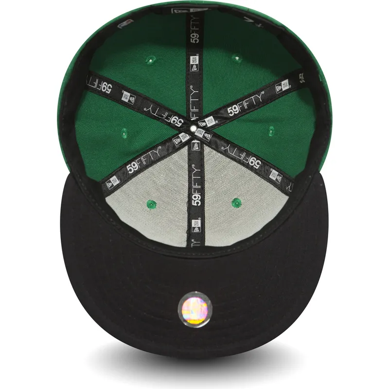 grune-enganliegende-59fifty-essential-flat-cap-der-boston-celtics-nba-von-new-era