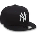 marineblaue-verstellbare-9fifty-essential-flat-cap-der-new-york-yankees-mlb-von-new-era