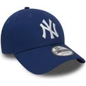 niebieska-regulowana-czapka-z-daszkiem-9forty-essential-new-york-yankees-mlb-od-new-era