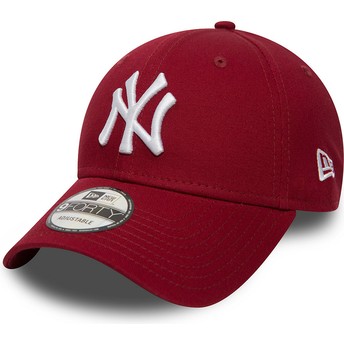 New Era Curved Brim 9FORTY Essential New York Yankees MLB Cardinal Adjustable Cap rot