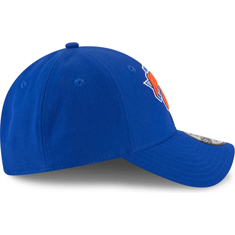 cappellino-visiera-curva-blu-regolabile-9forty-the-league-di-new-york-knicks-nba-di-new-era