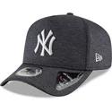 mutzen-gebogen-schwarz-snapback-9forty-dry-switch-a-frame-der-new-york-yankees-mlb-von-new-era