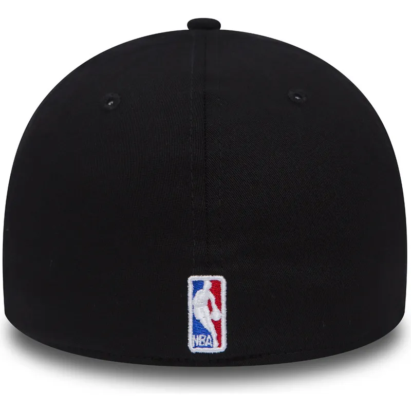 mutzen-gebogen-schwarz-angepasst-39thirty-black-base-der-miami-heat-nba-von-new-era mutzen-gebogen-schwarz-angepasst-39thirty-black-base-der-miami-heat-nba-von-new-era