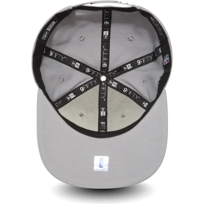 mutzen-flach-grau-snapback-9fifty-chain-stitch-der-toronto-raptors-nba-von-new-era