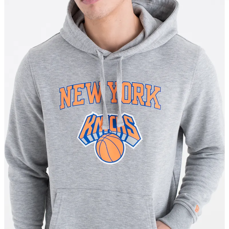 sweatshirt-mit-kapuze-grau-pullover-hoody-der-new-york-knicks-nba-von-new-era