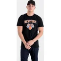 t-shirt-kurzarm-schwarz-der-new-york-knicks-nba-von-new-era
