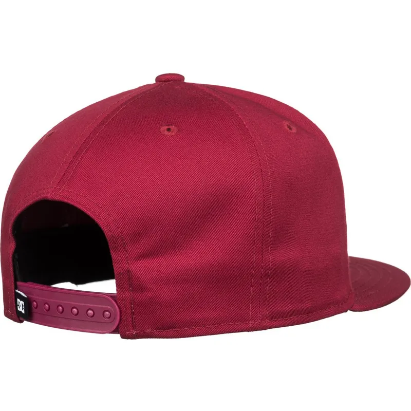 mutzen-flach-rot-snapback-von-dc-shoes