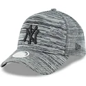 mutzen-gebogen-grau-snapback-ajustable-negro-9forty-engineered-fit-der-new-york-yankees-mlb-von-new-era