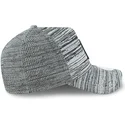 mutzen-gebogen-grau-snapback-ajustable-negro-9forty-engineered-fit-der-new-york-yankees-mlb-von-new-era