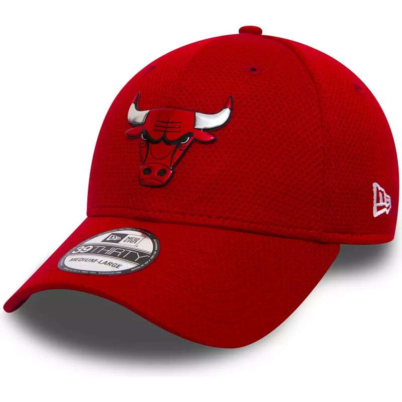 casquette-courbee-rouge-ajustee-39thirty-logo-pack-chicago-bulls-nba-new-era
