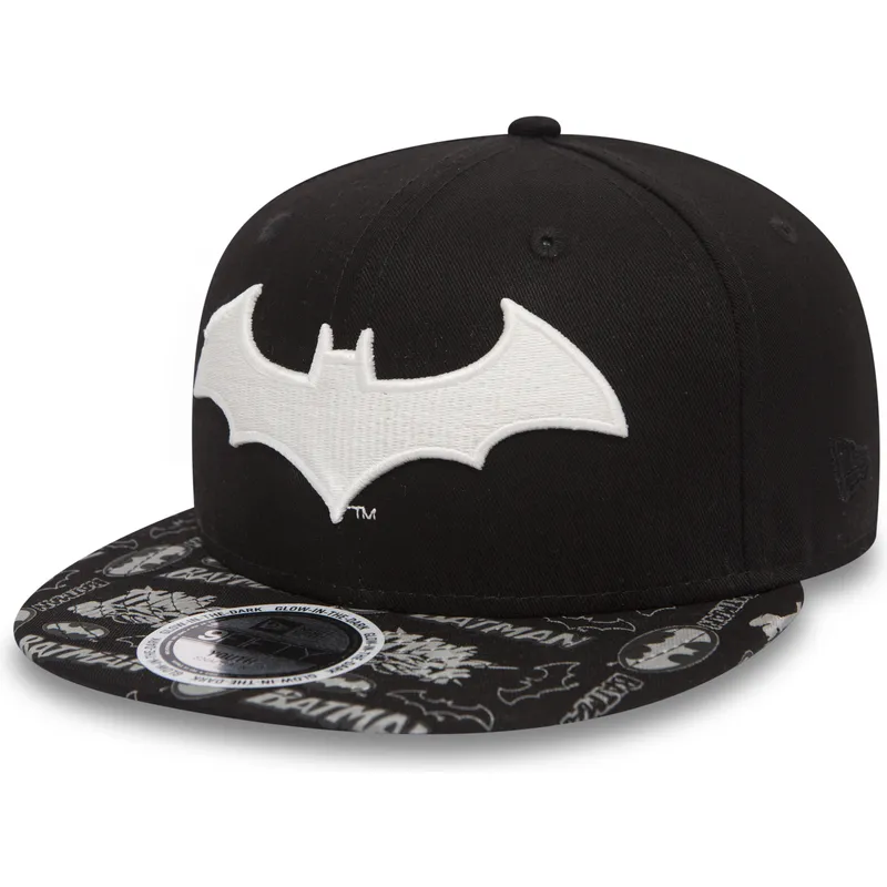 mutzen-flach-schwarz-snapback-fur-kinder-9fifty-gitd-der-batman-warner-bros-von-new-era