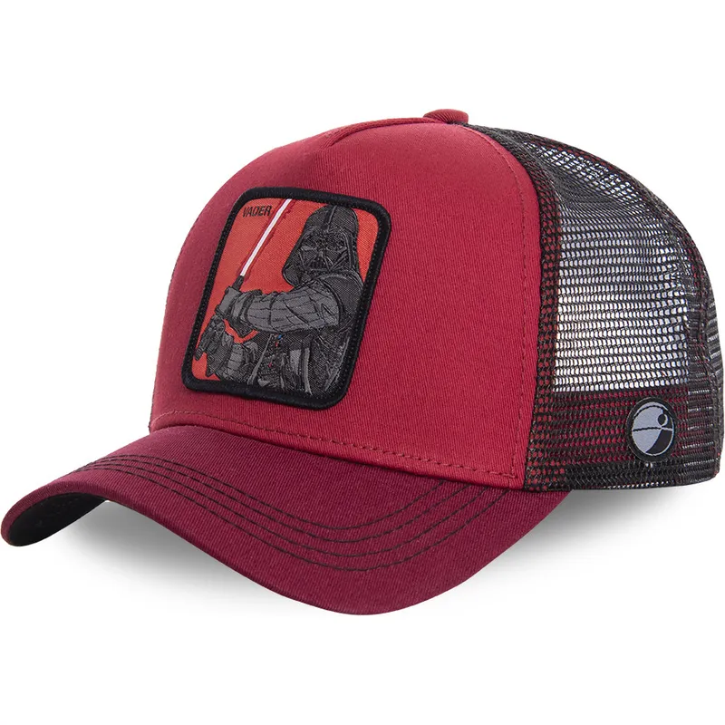 mutzen-gebogen-rot-snapback-darth-vader-star-wars-von-capslab