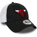 schwarz-weisse-9forty-summer-league-trucker-kappe-der-chicago-bulls-nba-von-new-era