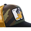 cappellino-trucker-camouflage-giallo-e-nero-daffy-duck-daf4-looney-tunes-di-capslab