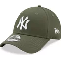 casquette-courbee-verte-ajustable-9forty-league-essential-new-york-yankees-mlb-new-era