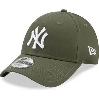 New Era Curved Brim 9FORTY League Essential New York Yankees MLB Green Adjustable Cap