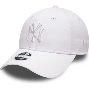 Vit justerbar kurvad keps med vit logotyp 9FORTY League Essential från New York Yankees MLB av New Era