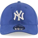 verstellbare-blaue-gebogene-kappe-9twenty-nylon-packable-der-new-york-yankees-mlb-von-new-era