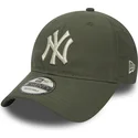 mutzen-gebogen-grun-verstellbares-band-9twenty-nylon-packable-der-new-york-yankees-mlb-von-new-era