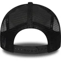 new-era-mlb-new-york-yankees-essential-camo-a-frame-schwarze-tarntrucker-kappe-mit-weissem-logo