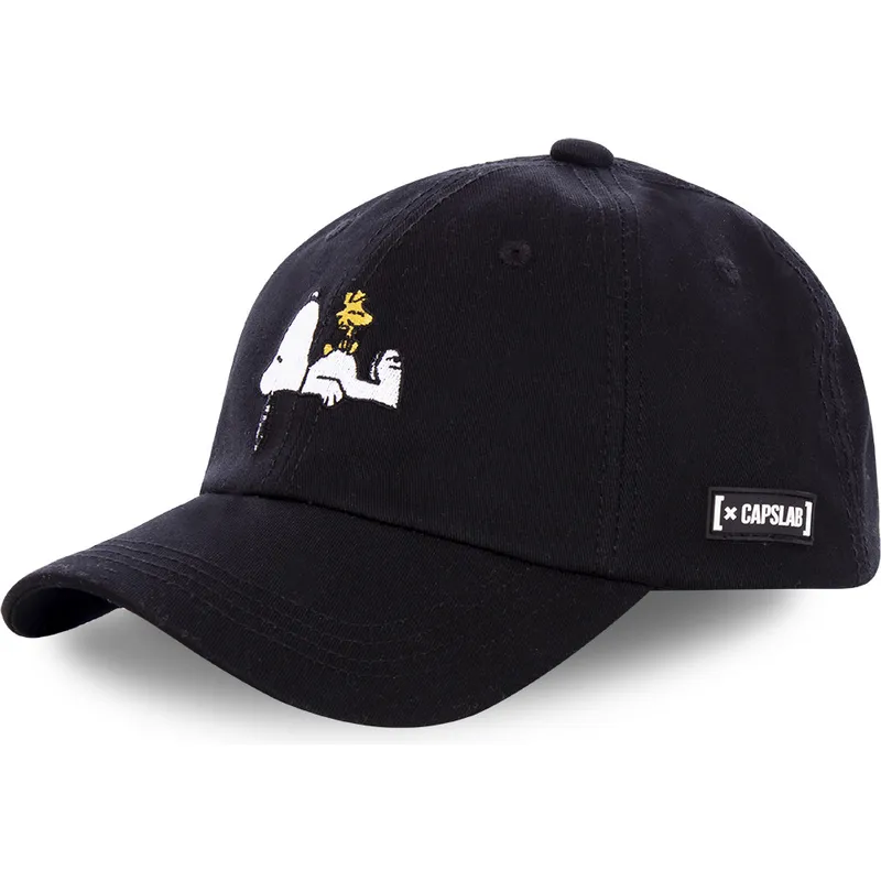 cappellino-nero-snapback-con-visiera-curva-snoopy-e-woodstock-dog-peanuts-di-capslab