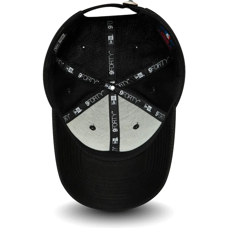 schwarze-verstellbare-9forty-diamond-era-essential-kappe-der-boston-red-sox-mlb-von-new-era