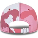 verstellbare-rosa-camouflage-kappe-mit-gebogenem-schirm-und-rosa-logo-9forty-new-york-yankees-mlb-von-new-era