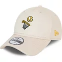 casquette-courbee-blanche-ajustable-9forty-sports-basketball-new-era