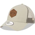 gorra-trucker-gris-a-frame-9forty-heritage-patch-de-new-era