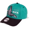 grune-und-schwarze-snapback-cap-mit-gebogenem-schirm-rick-shrimp-rick-and-morty-von-difuzed