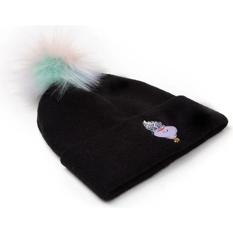 schwarze-mutze-mit-bommel-ursula-arielle-die-meerjungfrau-disney-von-difuzed