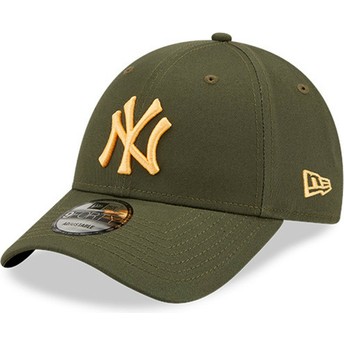 New Era Curved Brim Orange Logo 9FORTY League Essential New York Yankees MLB Green Adjustable Cap