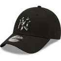 mutzen-gebogen-schwarz-verstellbares-band-9forty-camo-infill-der-new-york-yankees-mlb-von-new-era