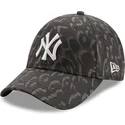 justerbar-svart-camouflagemonstrad-bojd-keps-9forty-all-over-camo-new-york-yankees-mlb-fran-new-era