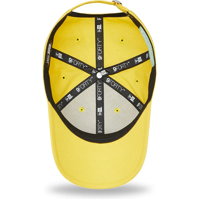 mutzen-gebogen-gelb-verstellbares-band-9forty-essential-der-vespa-piaggio-von-new-era