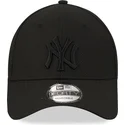 czarna-zakrzywiona-czapka-z-logo-new-york-yankees-39thirty-diamond-era-mlb-marki-new-era
