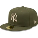 mutzen-flach-grun-angepasst-59fifty-league-essential-der-new-york-yankees-mlb-von-new-era