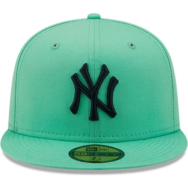mutzen-flach-blau-angepasst-59fifty-league-essential-der-new-york-yankees-mlb-von-new-era