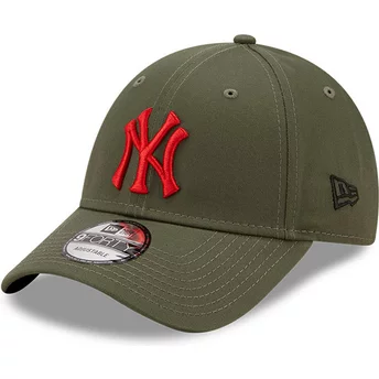 Casquette courbée verte ajustable avec logo rouge 9FORTY Stadium Food New York Yankees MLB New Era