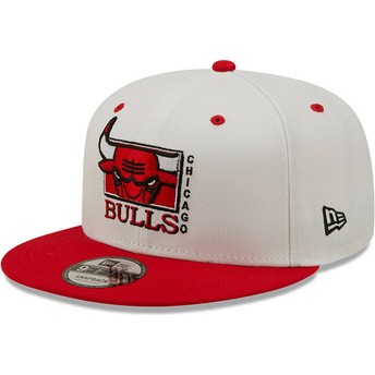 Casquette plate blanche et rouge snapback 9FIFTY White Crown Chicago Bulls NBA New Era