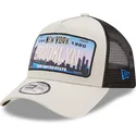 new-era-new-york-brooklyn-a-frame-license-plate-beige-und-schwarze-trucker-kappe