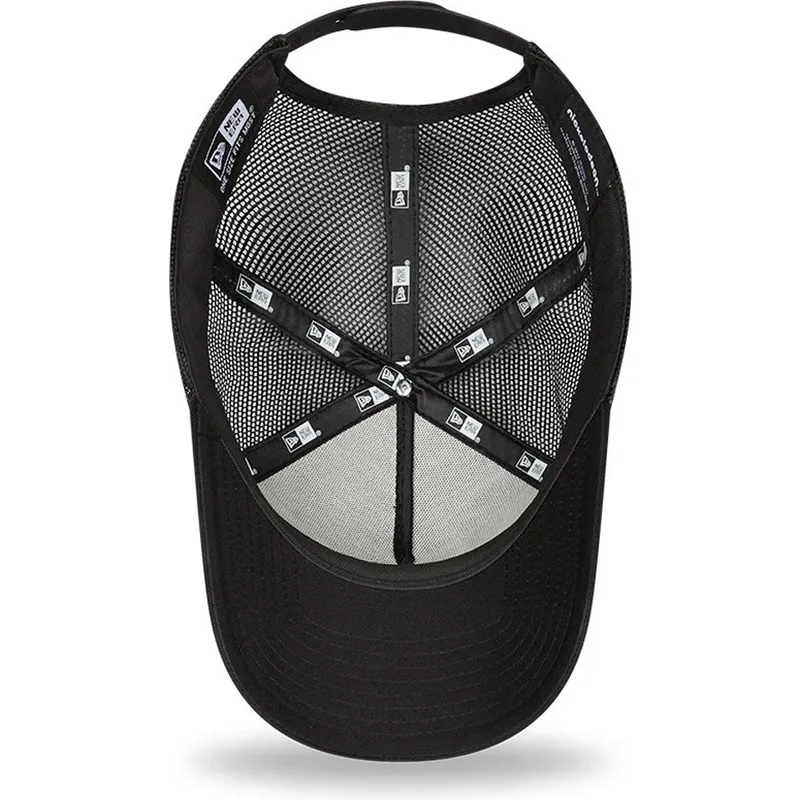 mutzen-gebogen-schwarz-snapback-a-frame-sporty-der-bob-esponja-von-new-era mutzen-gebogen-schwarz-snapback-a-frame-sporty-der-bob-esponja-von-new-era